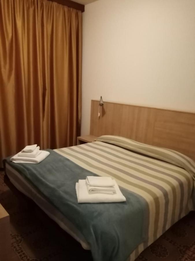 Hotel Enrica Cervia Exterior photo